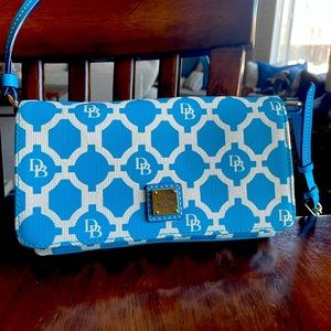 Dooney&Bourke Becca Crossbody Bag
